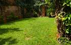 4 Bed Townhouse with En Suite at Lavington - 20
