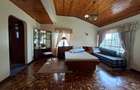 4 Bed House with En Suite at Off Un Avenue - 10