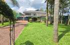 4 Bed House with En Suite at Mimosas Drive - 4