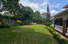5 Bed House with En Suite in Rosslyn - 2