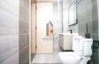 1 Bed Apartment with En Suite at Hatheru Road - 5