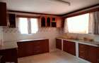 5 Bed House with En Suite in Runda - 8