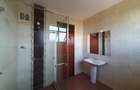 3 Bed Apartment with En Suite at Brookside - 15