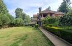 5 Bed Townhouse with En Suite at Kerarapon Drive - 1