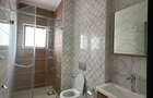 2 Bed Apartment with En Suite at Valley Arcade - 7