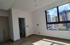 3 Bed Apartment with En Suite at Riverside Drive - 8