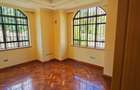 4 Bed Townhouse with En Suite at Lavington Green - 19