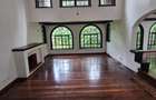 4 Bed Townhouse with En Suite at Riverside Drive - 11