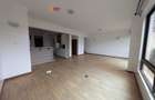 3 Bed Apartment with En Suite in Nyari - 7