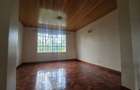 5 Bed Townhouse with En Suite in Lavington - 4
