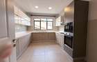 2 Bed Apartment with En Suite in Kilimani - 4