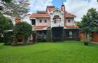 5 Bed Villa with En Suite in Runda - 3