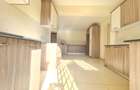 4 Bed House with En Suite at Westlands - 11