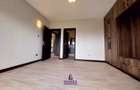 2 Bed Apartment with En Suite at Riverside Drive - 8