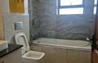 4 Bed Apartment with En Suite in Riverside - 4