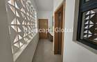 3 Bed Apartment with En Suite in Brookside - 10