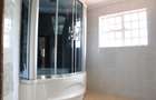 5 Bed House with En Suite in Runda - 13