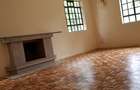 6 Bed House with En Suite at Lavington Road - 12
