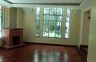 5 Bed Townhouse with En Suite in Lavington - 15