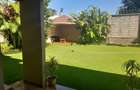 5 Bed House with En Suite in Runda - 8