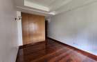 5 Bed Villa with En Suite in Lavington - 16