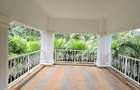 5 Bed House with En Suite in Runda - 10