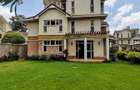 5 Bed House with En Suite at Lavington - 10