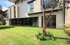 5 Bed Townhouse with En Suite in Westlands Area - 1