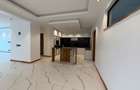 5 Bed Apartment with En Suite in Spring Valley - 18