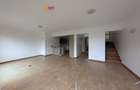3 Bed Apartment with En Suite in Nyari - 8