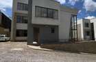 5 Bed Townhouse with En Suite in Lavington - 1