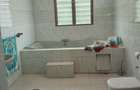 4 Bed Townhouse with En Suite at Mombasa - 12