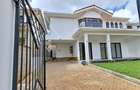 4 Bed Townhouse with En Suite in Westlands Area - 2