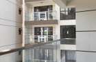 3 Bed Apartment with En Suite at Riverside Drive - 6