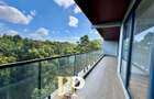 4 Bed Apartment with En Suite in Spring Valley - 1