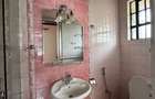 5 Bed Townhouse with En Suite in Lavington - 18