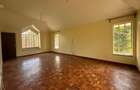 5 Bed Apartment with En Suite at Lavington - 17