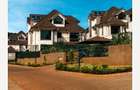 4 Bed Villa with En Suite in Runda - 2