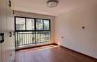 Studio Apartment with Swimming Pool in Kileleshwa - 8