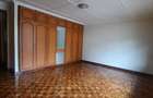 4 Bed Townhouse with En Suite at Lavington - 11
