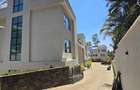5 Bed Townhouse with En Suite at Lavington Off James Gichuru - 4
