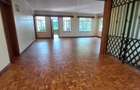 5 Bed House with En Suite at Red Hill Road - 18