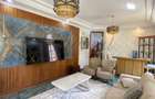 6 Bed House with En Suite in Lavington - 6