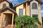 4 Bed Townhouse with En Suite at Close To Braeburn School - 3