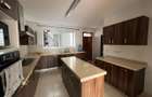 5 Bed Townhouse with En Suite in Lavington - 9