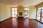 5 Bed Townhouse with En Suite in Lavington - 2