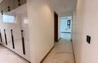 5 Bed Apartment with En Suite in Spring Valley - 5