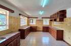 6 Bed House with En Suite in Nyari - 5