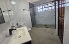 4 Bed House with En Suite in Lavington - 16