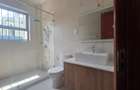 5 Bed House with En Suite in Loresho - 12